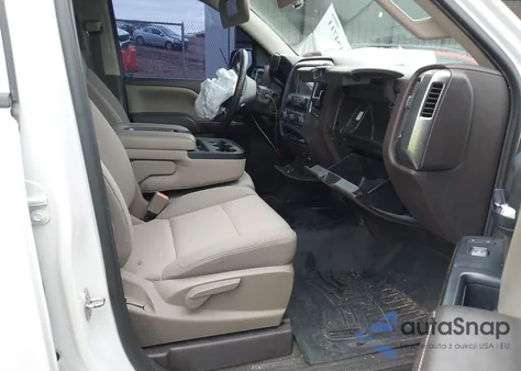 2018 Chevrolet Silverado 1500 1Lt z USA, uszkodzony, nr VIN 3GCUKREC5JG186800